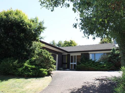 13 Palmyra Way, Half Moon Bay