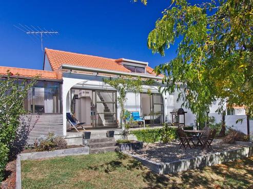 2 Sonnenberg Way, Titirangi
