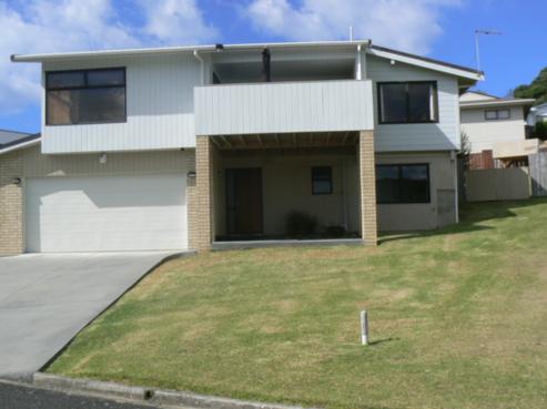 103 The Grove, Onemana