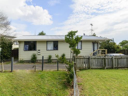 2/49 Redcrest Avenue, Red Hill