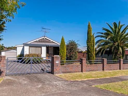 6 Dana Place, Northpark