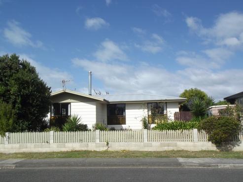 5 Sutton Avenue, Clive