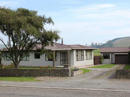15 Airedale Road, Weston