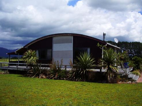 4138 Galatea Road, Galatea