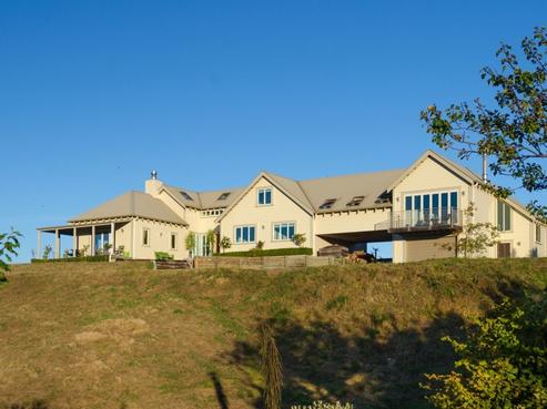 37 Redwood Park Road, Redwood Valley