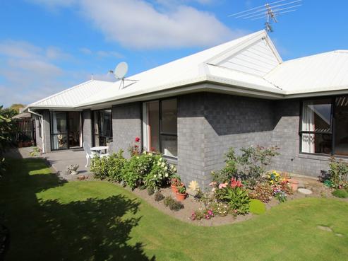 10B Hibiscus Place, Redwood