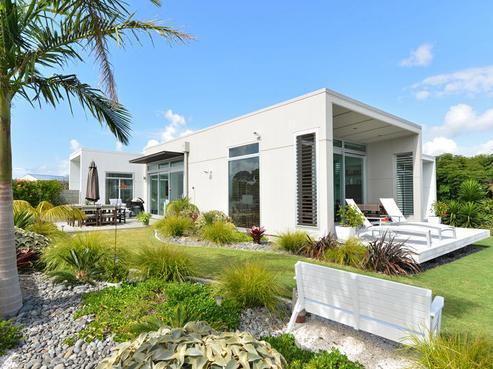 48 Karoro Road, One Tree Point