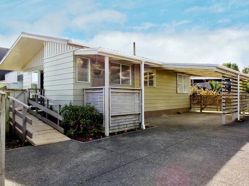 39A Dixon Street, Oakura