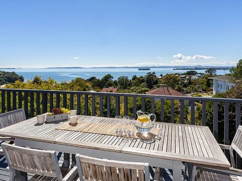 18 Pounamu Place, Shelly Park