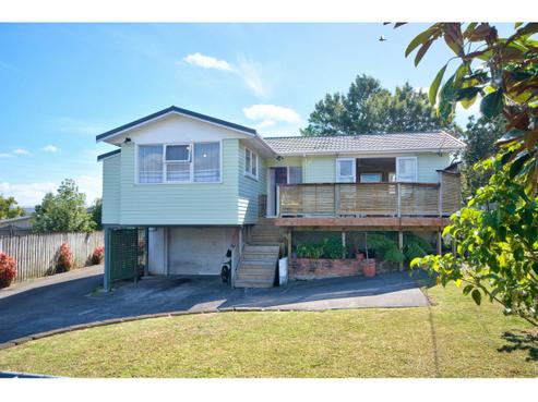 9A Mayburn Road, Te Atatu Peninsula