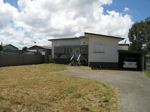 51 Parakai Avenue, Parakai