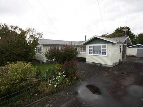 22 Hammond Street, Bulls