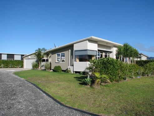 103 Ashley Place, Matarangi