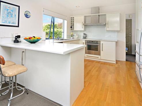 2/36 Wiltshire Place, Somerville