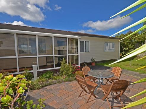 8A Flaunty Place, West Harbour