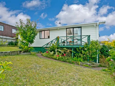 2/14 Thalia Place, Totara Vale