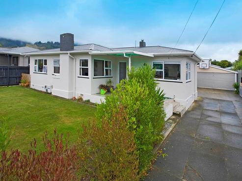 6 Warren Kelly Street, Richmond