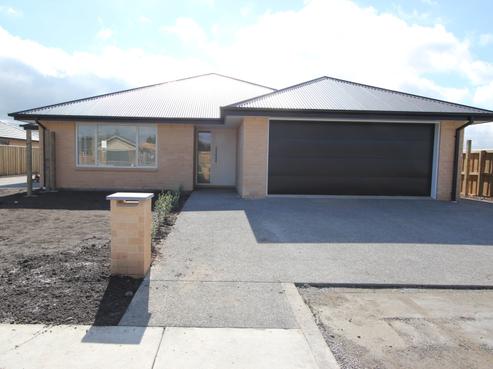 4 Highworth Crescent, Rolleston