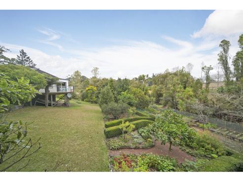 794 Old North Road, Waimauku