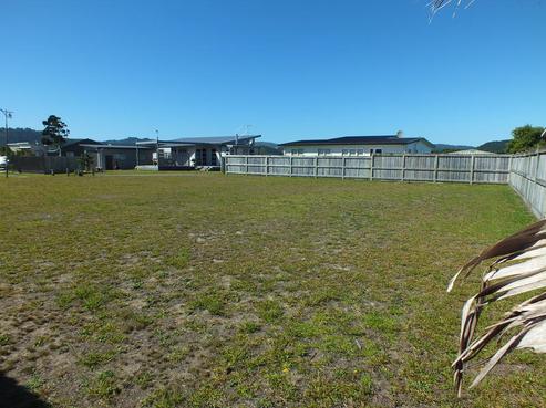 102 The Tee, Matarangi