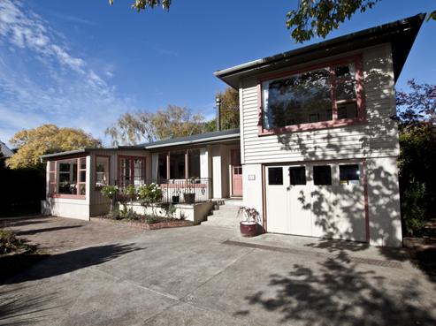 99 Russel Street, Gladstone