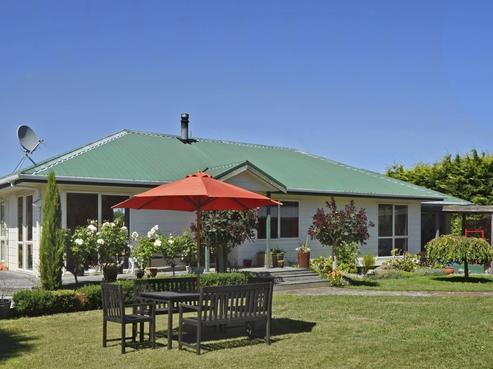 24 Greens Road, Featherston