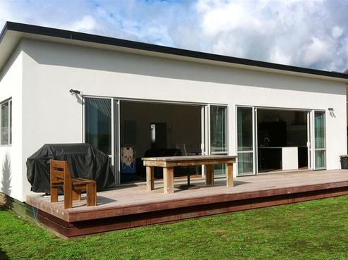 208B Linton Crescent, Whangamata