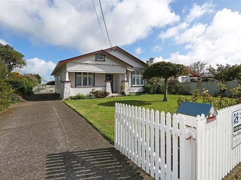 25 Egmont Street, Hawera