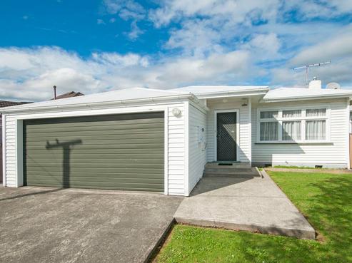 158 Waiwhetu Road, Waterloo