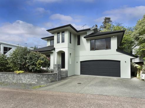 36 Poturi Streams Avenue, Titirangi