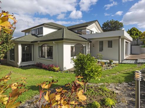 13 Alicia Road, Somerville