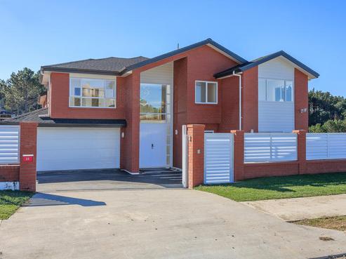 22 Golden Morning Drive, Albany Heights