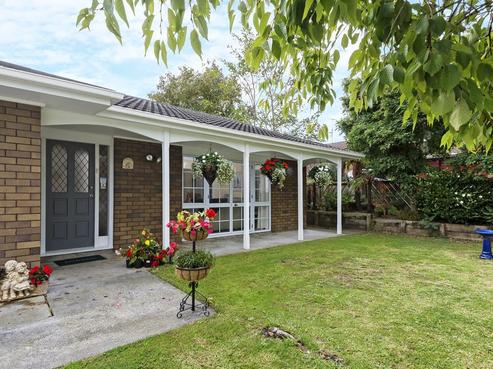 4 Fieldstone Court, Northpark