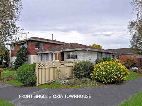 5 Salford Avenue, Redwood