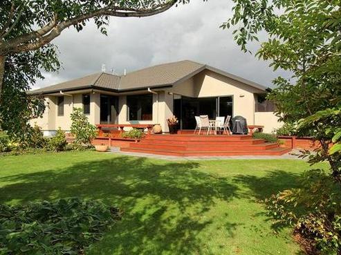 59A Shelter Grove, Frankleigh Park