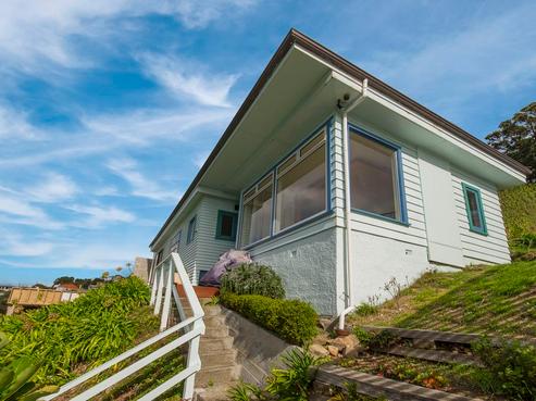 11 Onehunga Road, Karaka Bays