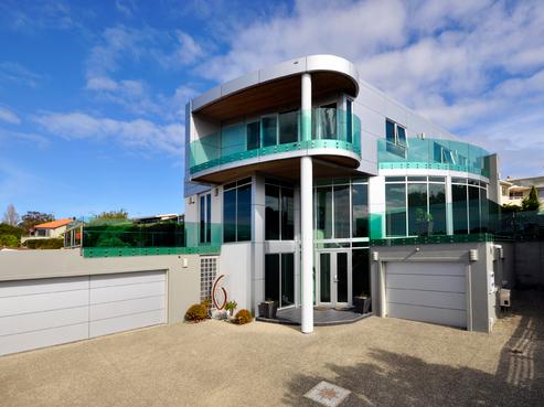 20 Long Bay Drive, Torbay