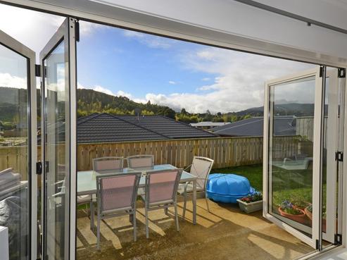 5 Diamond Grove, Brown Owl