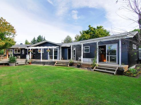 90 Te Aute Road, Havelock North