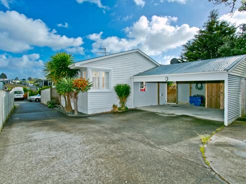 484 East Coast Road, Windsor Park