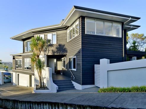16 Marama Street, Castor Bay