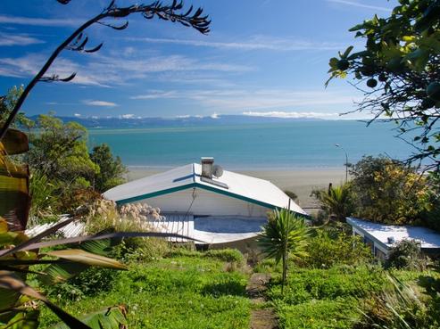 591 Rocks Road, Moana
