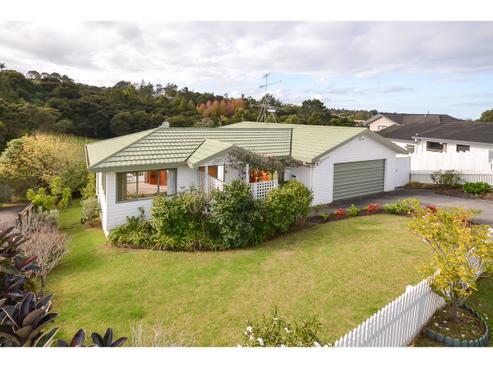 10 Emlyn Place, Torbay