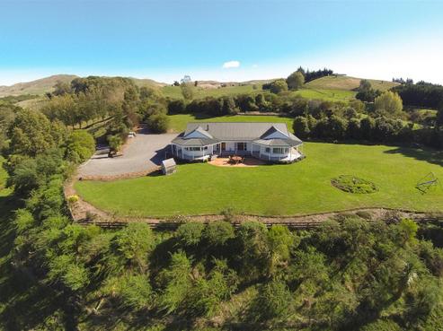 675 River Road, Otane