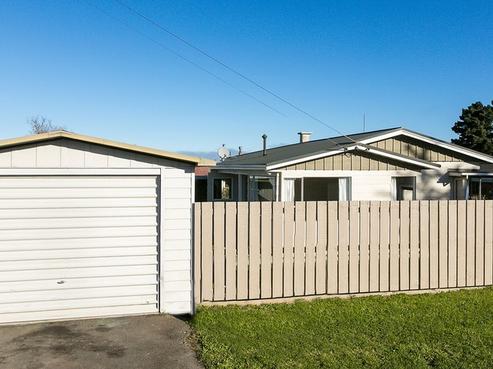 320 Highcliff Road, Highcliff