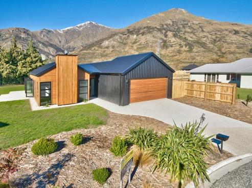 12 Cone Peak Close, Lake Hayes Estate