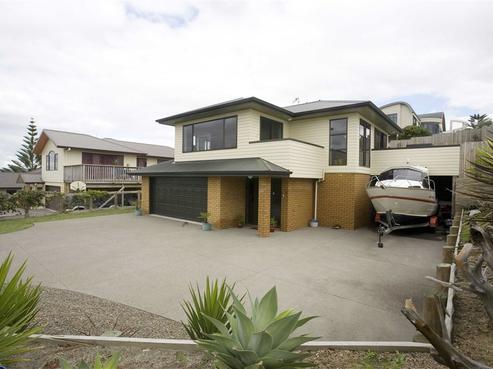 7 Ocean View Road, Coastlands