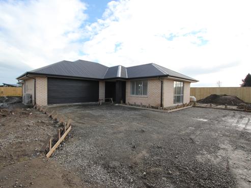 25 Lloyds Close, Rolleston