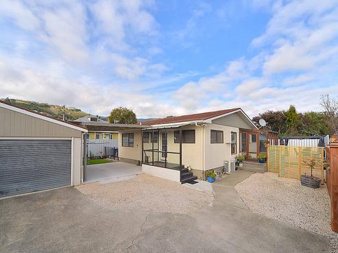 2/20 Maitland Avenue, Stoke