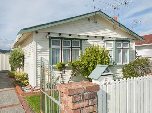 8 Jessie Street, Petone